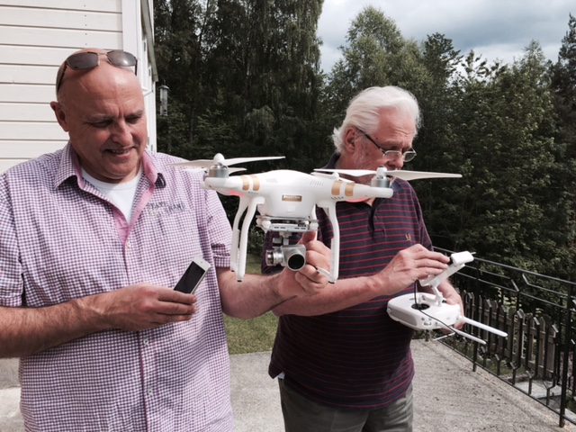 Arie & Fred and the DRONE